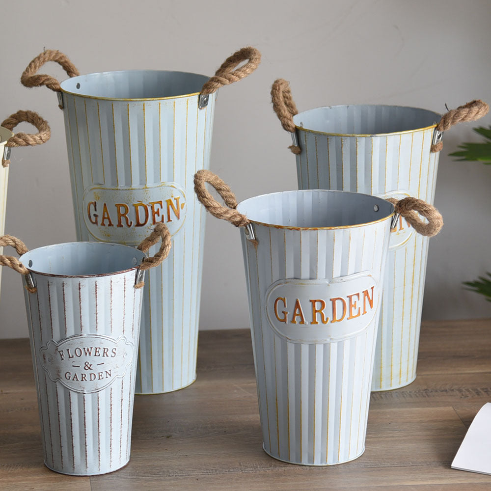 Dried flower bucket flower vase
