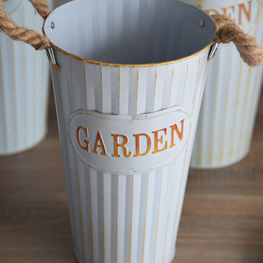 Dried flower bucket flower vase