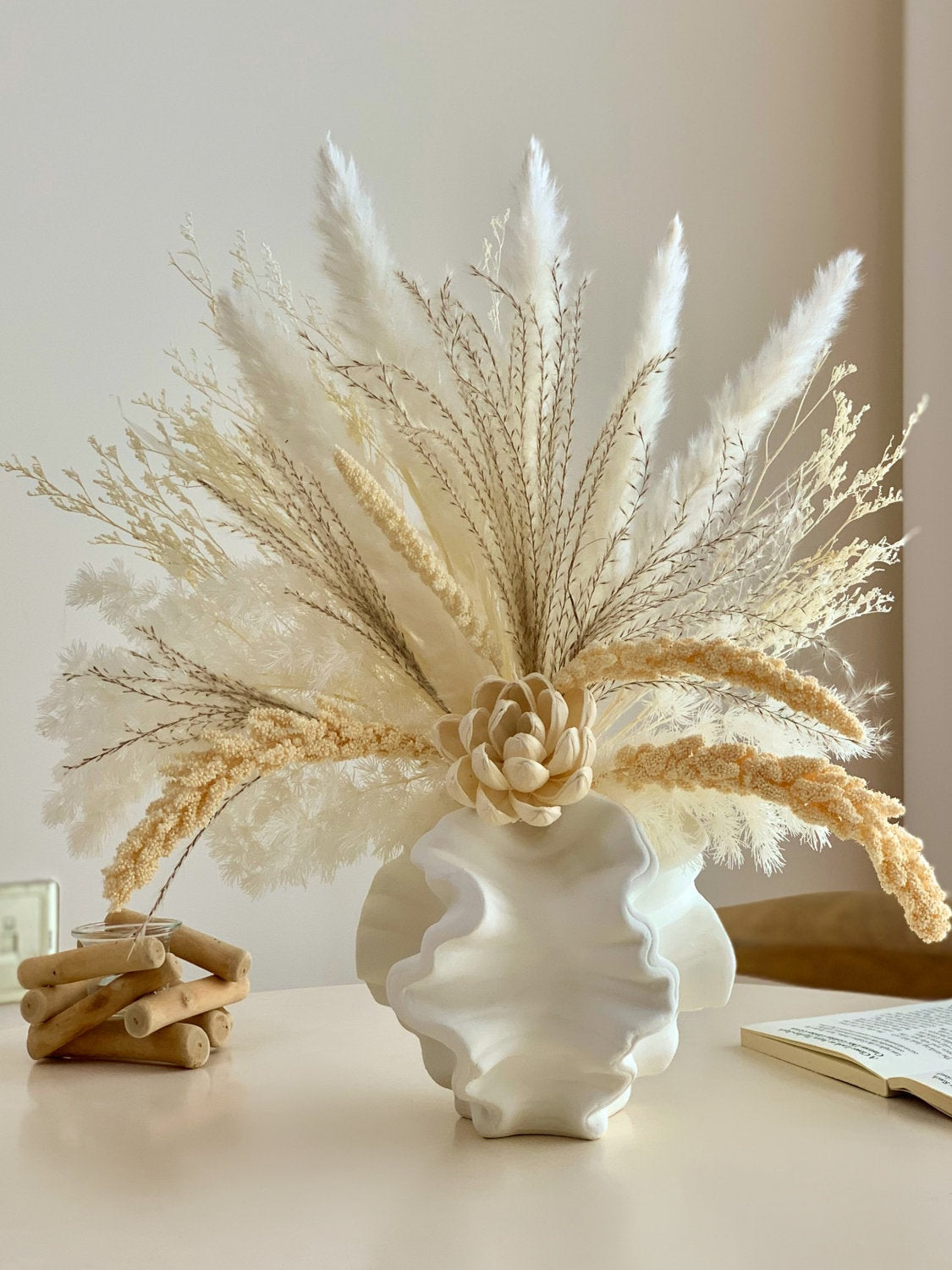dried flower decoration
