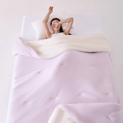 Dual Temperature Quilt Blanket
