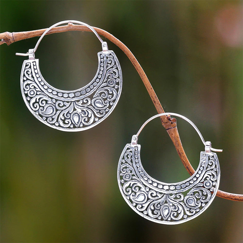 Ear pendant