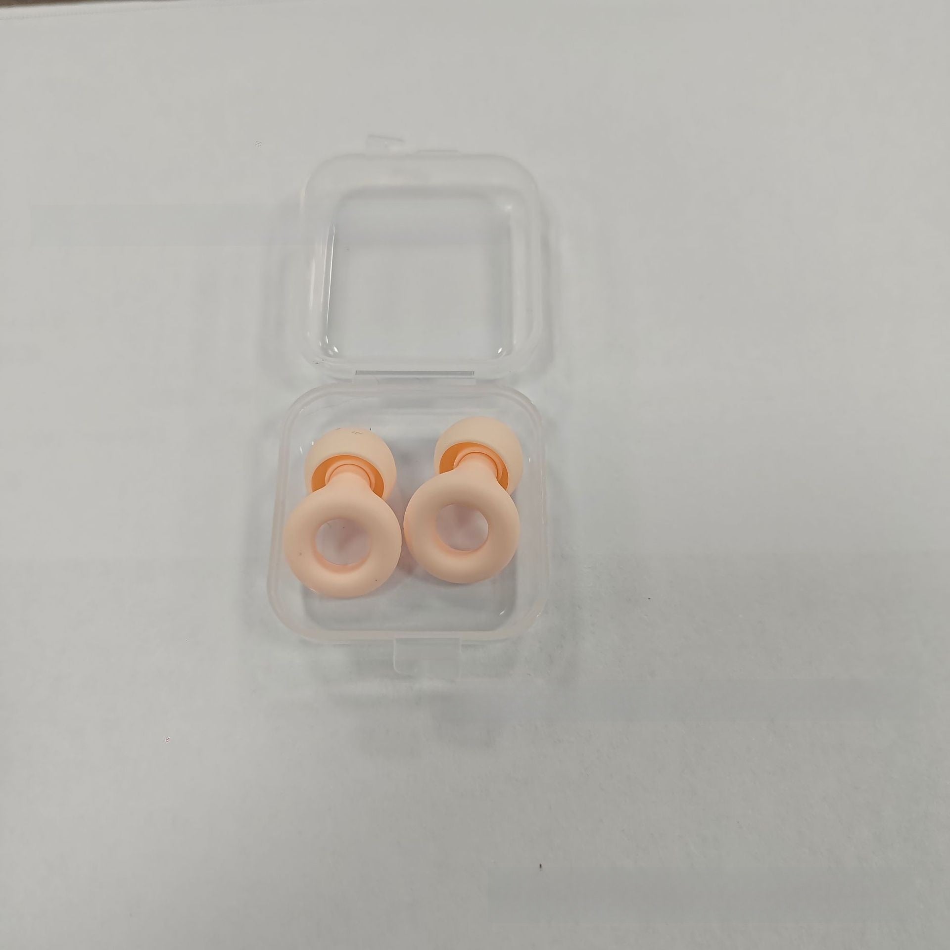 earplugs