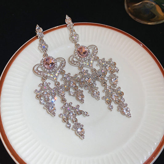 Earrings with a light luxury and high-end feel for women