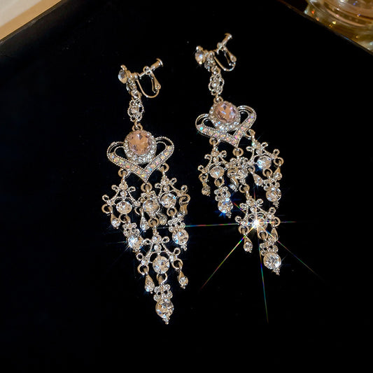 Earrings with a light luxury and high-end feel for women