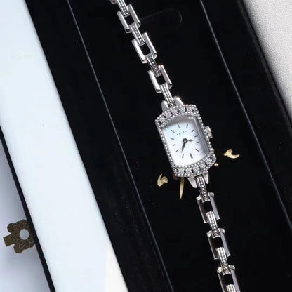 Vintage Square Watch for Women with Dainty Wheat Design