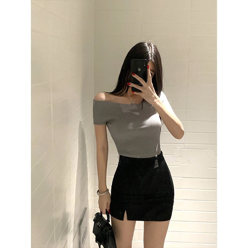 Buy High-Waisted Front-Slit Form-Fitting Stretchy Pencil Skirt