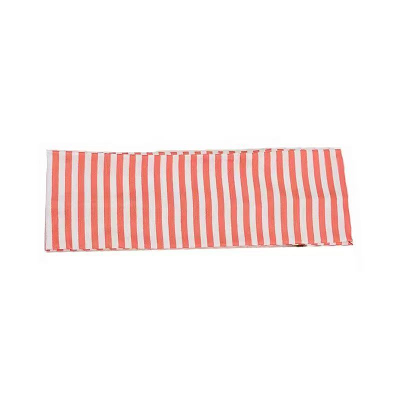 Elastic Sports Headband with Polka Dot Design
