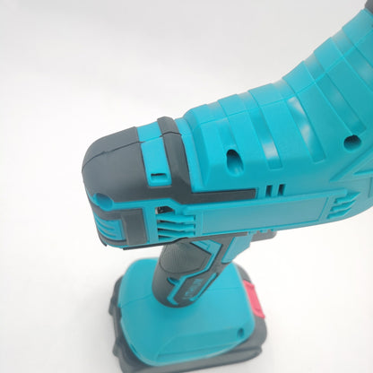 electric chainsaw