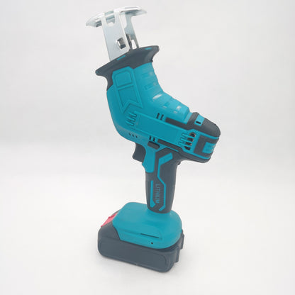 electric chainsaw