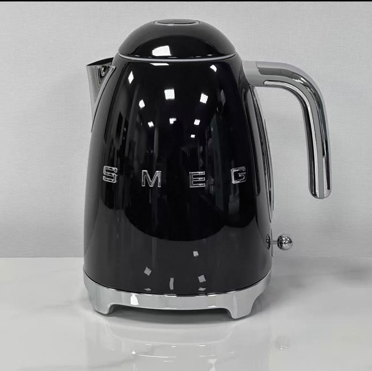 Electric kettle