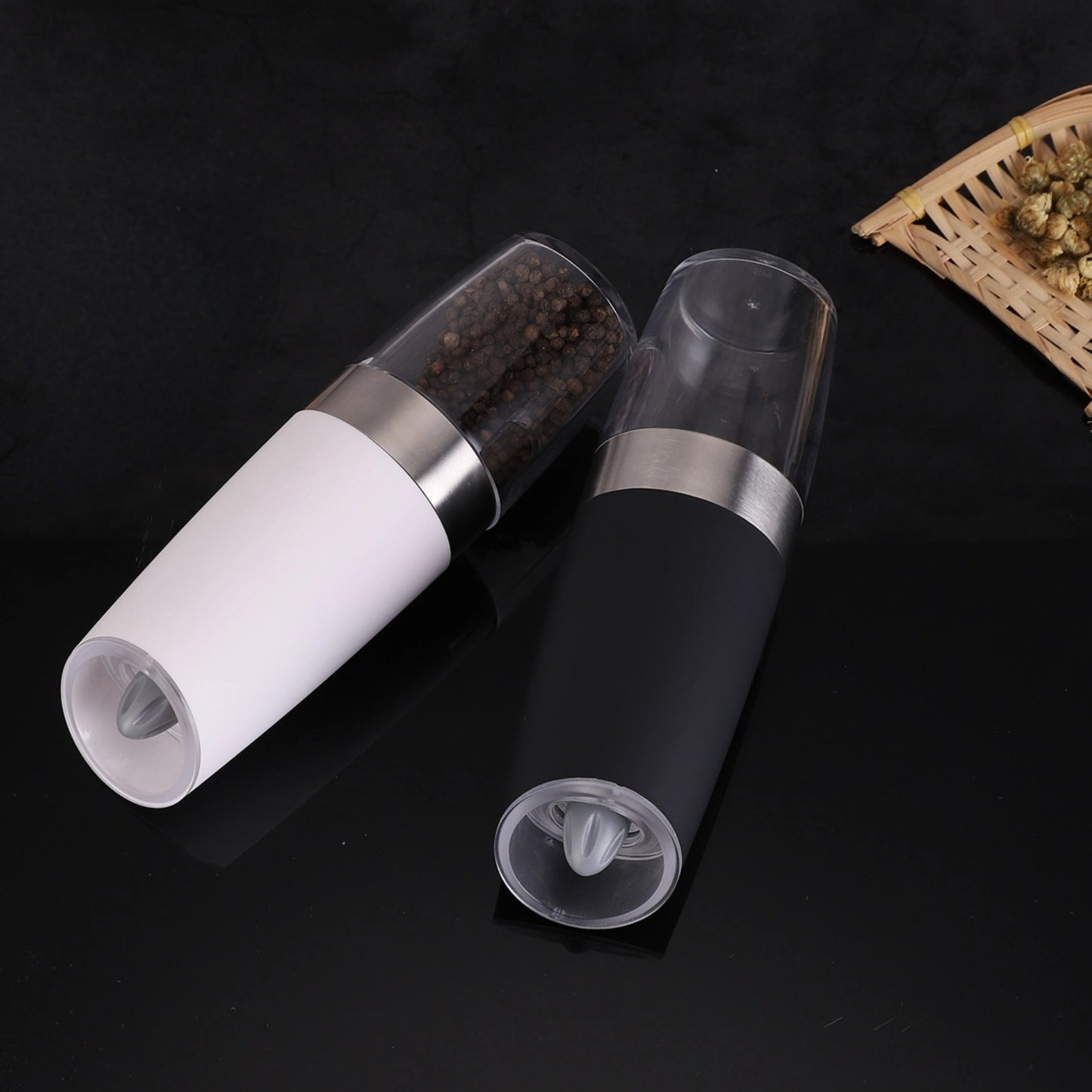 electric pepper grinder