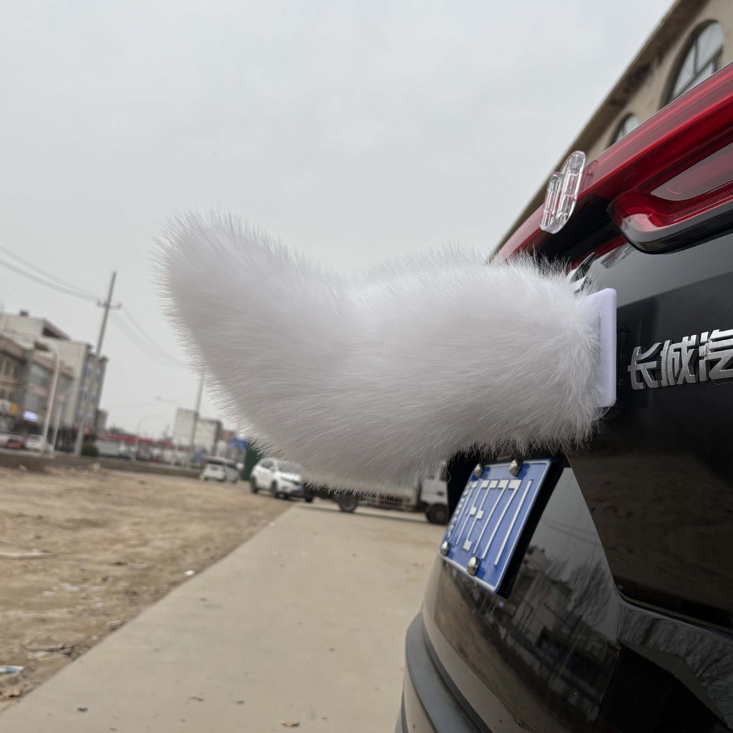 Electric Swinging Faux Fur Car Tail Decoration