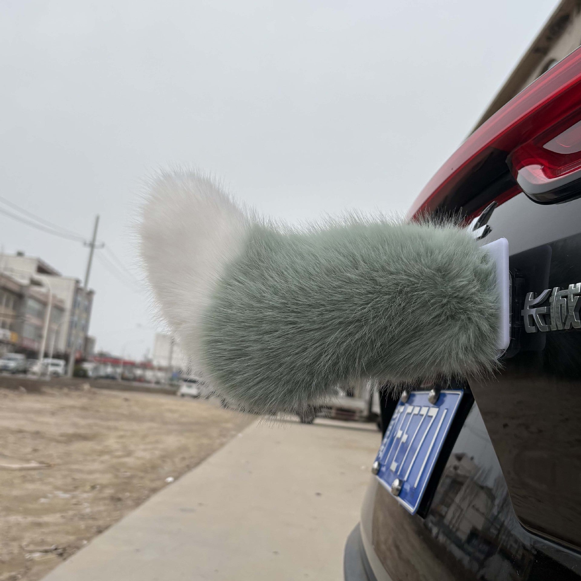 Electric Swinging Faux Fur Car Tail Decoration