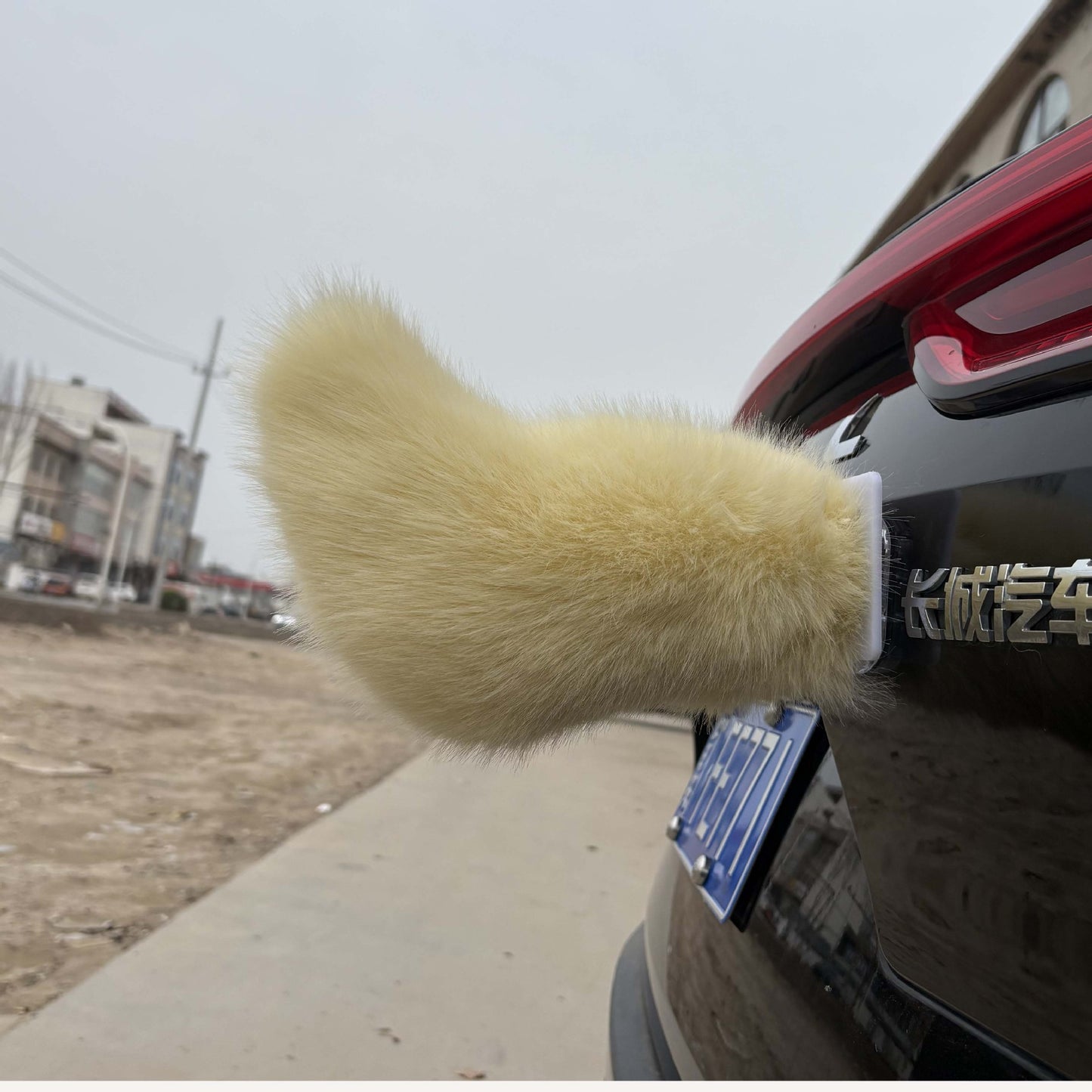 Electric Swinging Faux Fur Car Tail Decoration