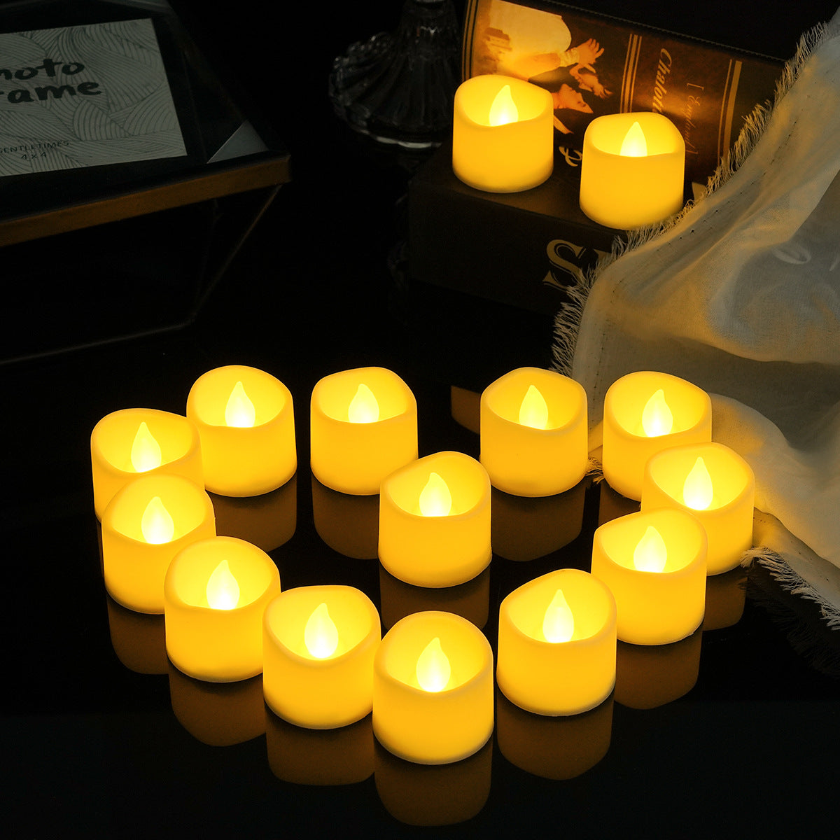 Electronic candle lamp