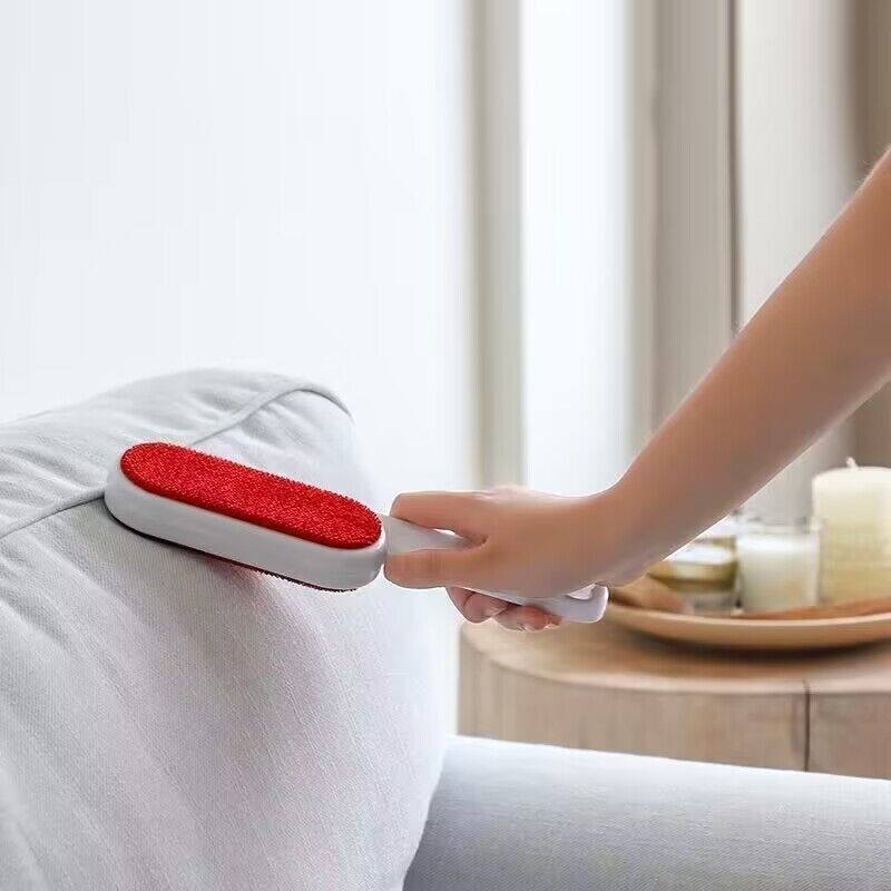 Electrostatic Lint Brush