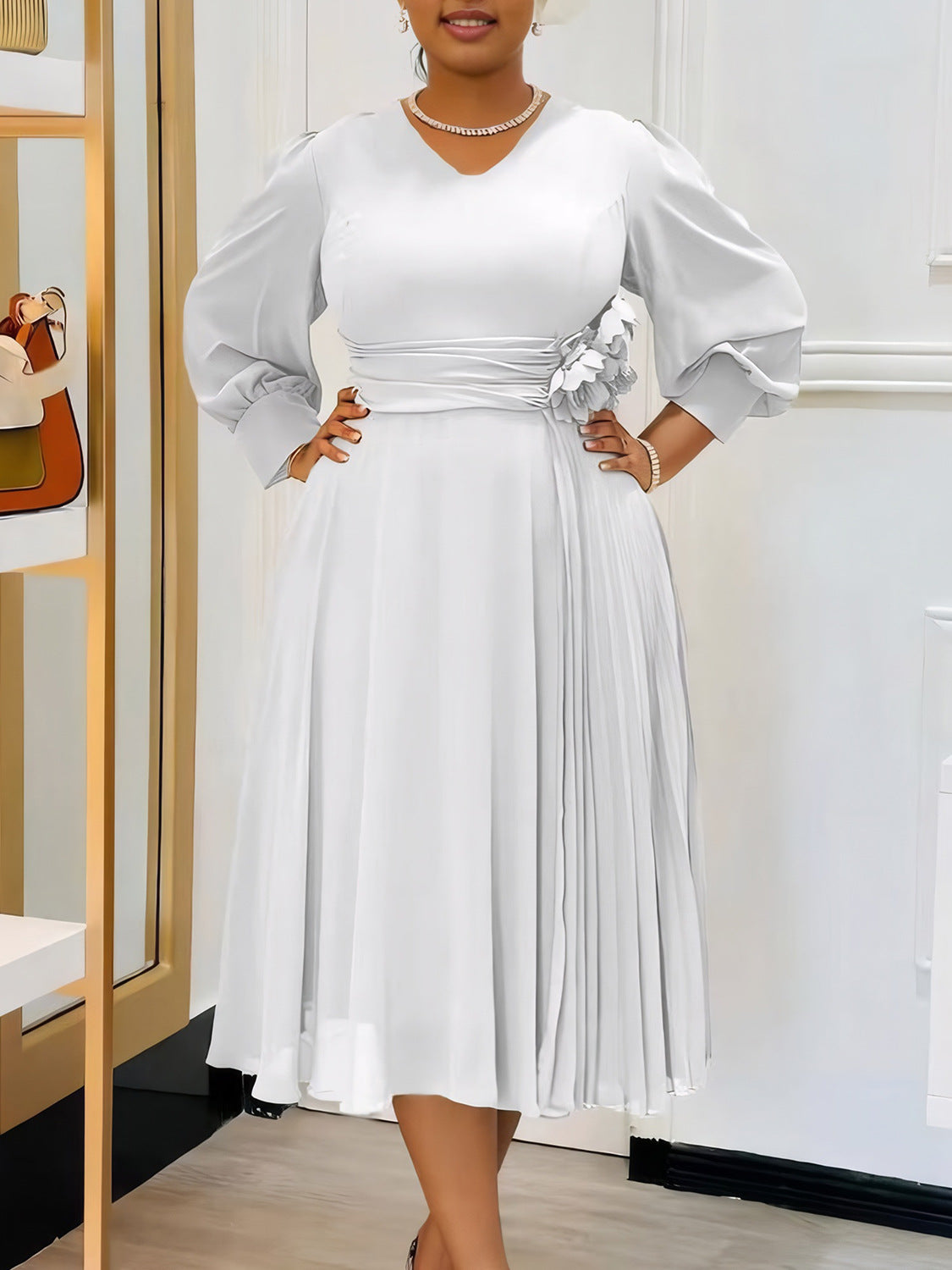Elegant A-Line Midi Dress with Lantern Sleeves