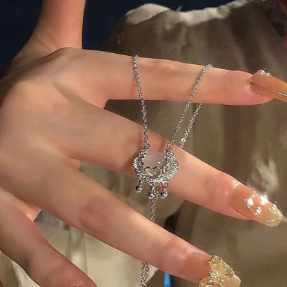 Elegant Alloy Pendant Necklace