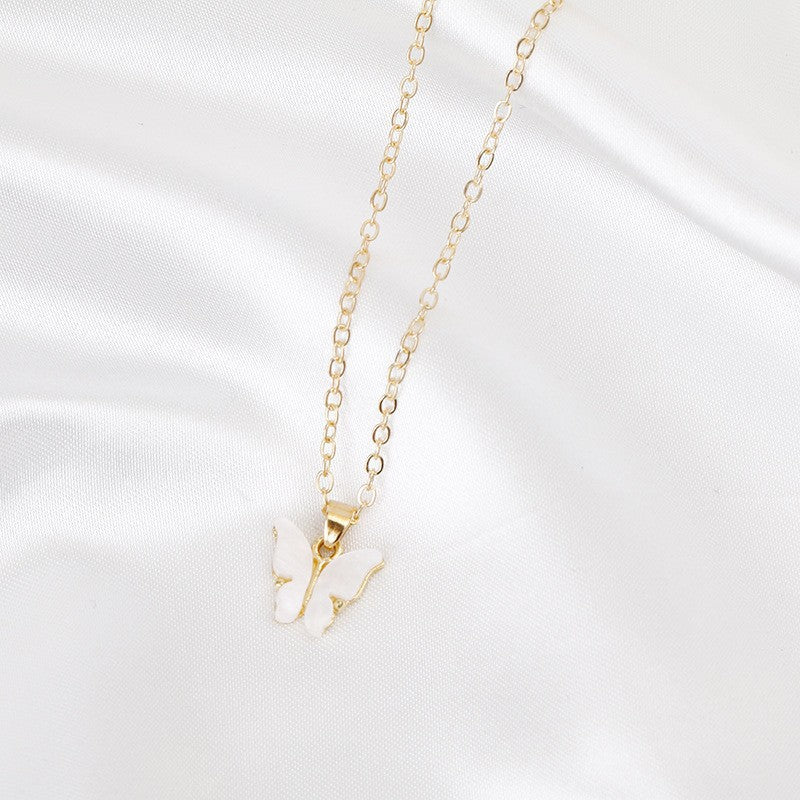 Elegant Alloy Pendant Necklace