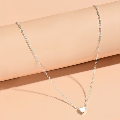 Elegant Alloy Pendant Necklace