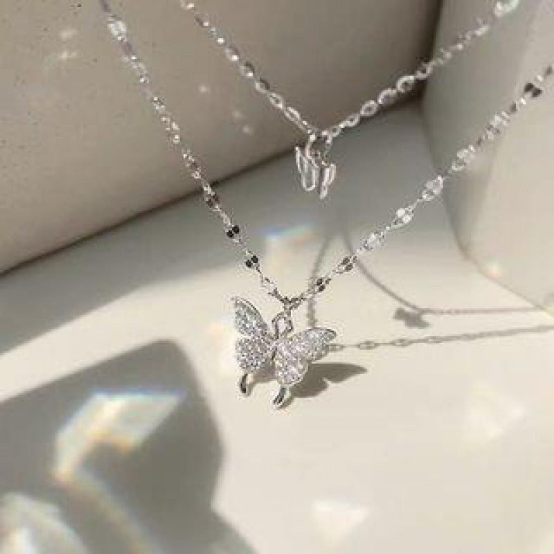Elegant Alloy Pendant Necklace