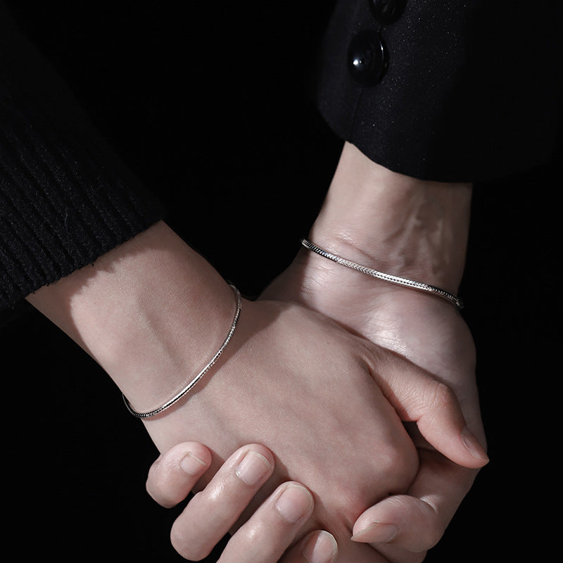Elegant and versatile hip-hop accessories