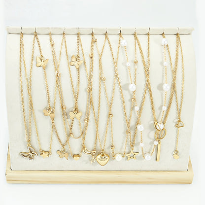 Elegant Animal Motif Gold Necklace Set