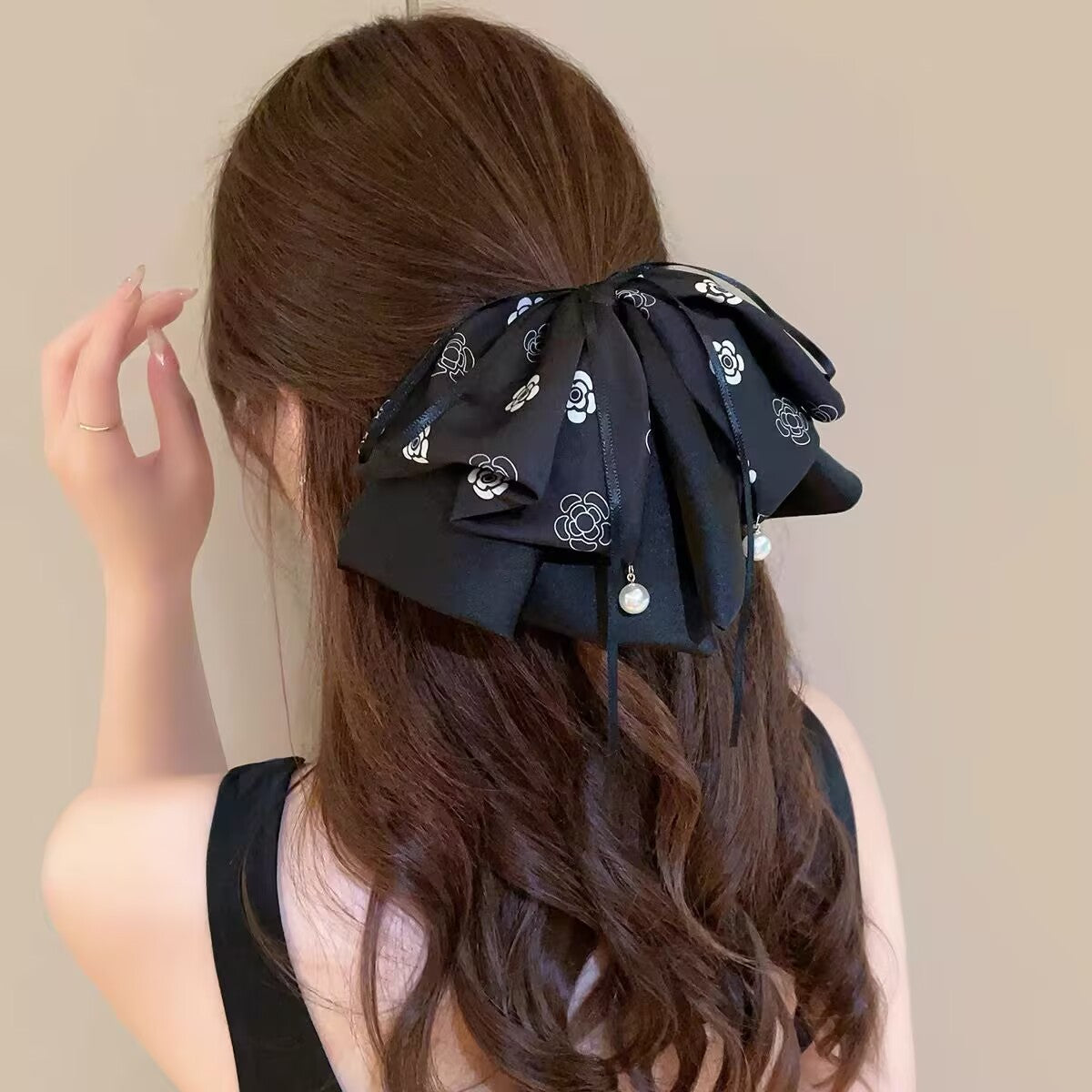 Elegant Bow Crystal Hair Claw Clip
