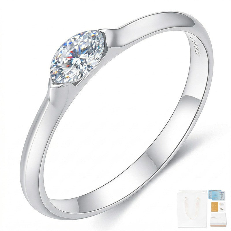Elegant Cat's Eye Moissanite Silver Ring