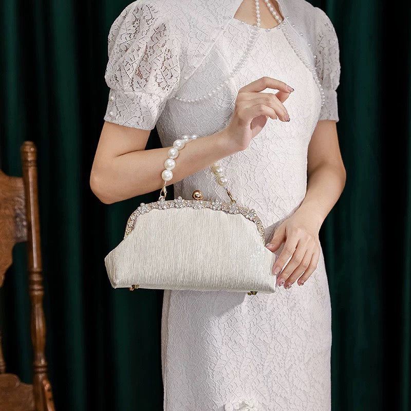 Elegant Chinese Retro Beaded Handbag for Women