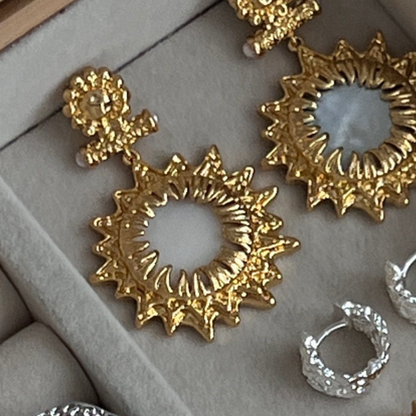 Elegant Design Earrings