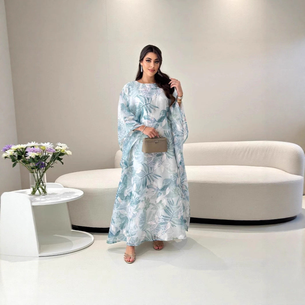 Elegant embroidery with inner-layered dress