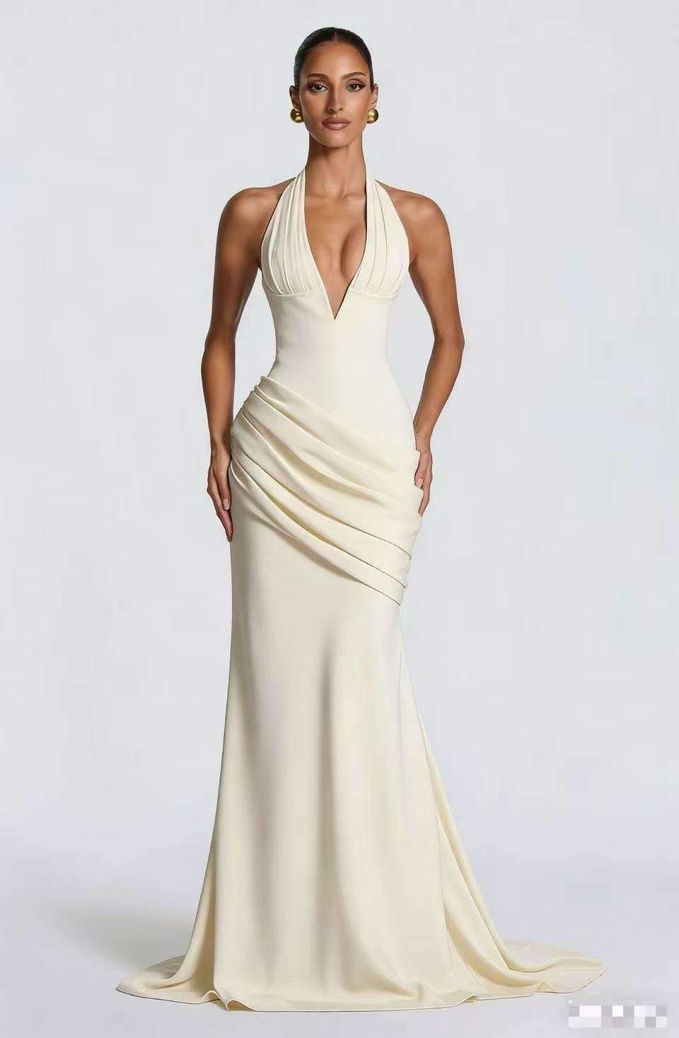 Elegant Fishtail Evening Gown