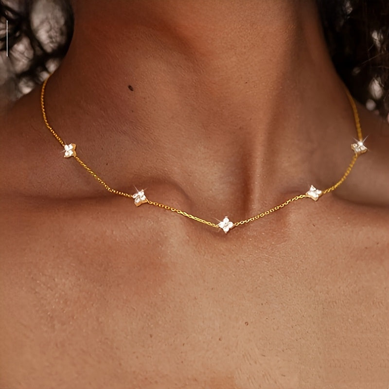 Elegant Four-Leaf Clover Zirconia Necklace