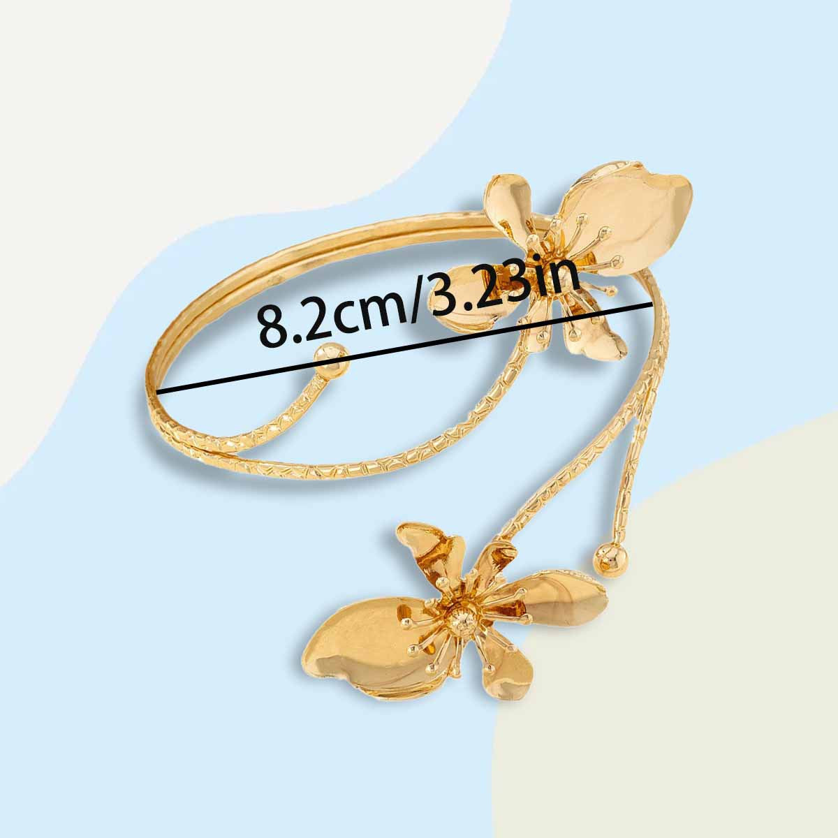 Elegant Golden Flower Opening Metal Armband