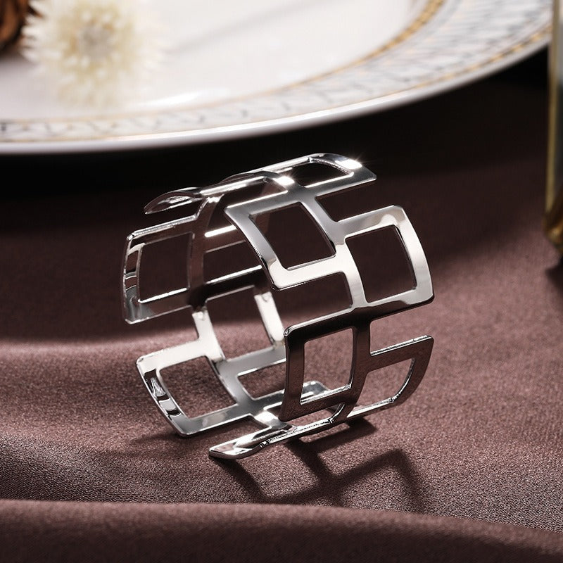 Elegant Hollow Metal Napkin Ring for Table Decor