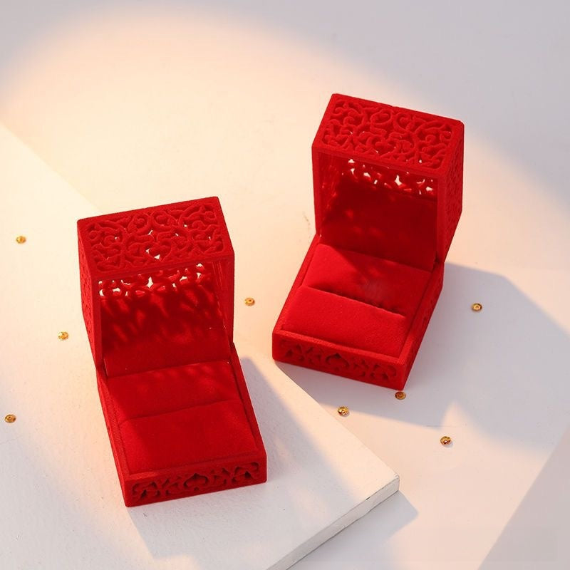 Elegant Jewelry Ring Box