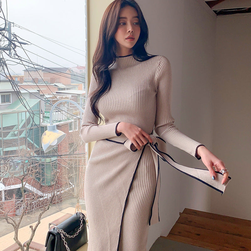 Elegant Knitted Dress with Lace-Up Waist
