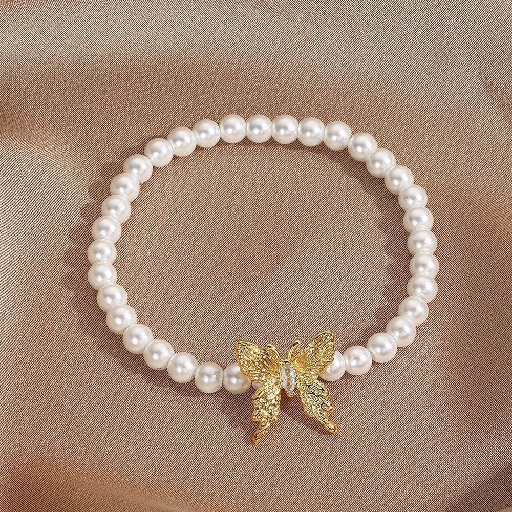 Elegant Love Heart Metal Bracelet for Women