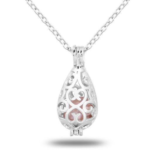 Elegant Pearl Necklace with Oyster Pendant