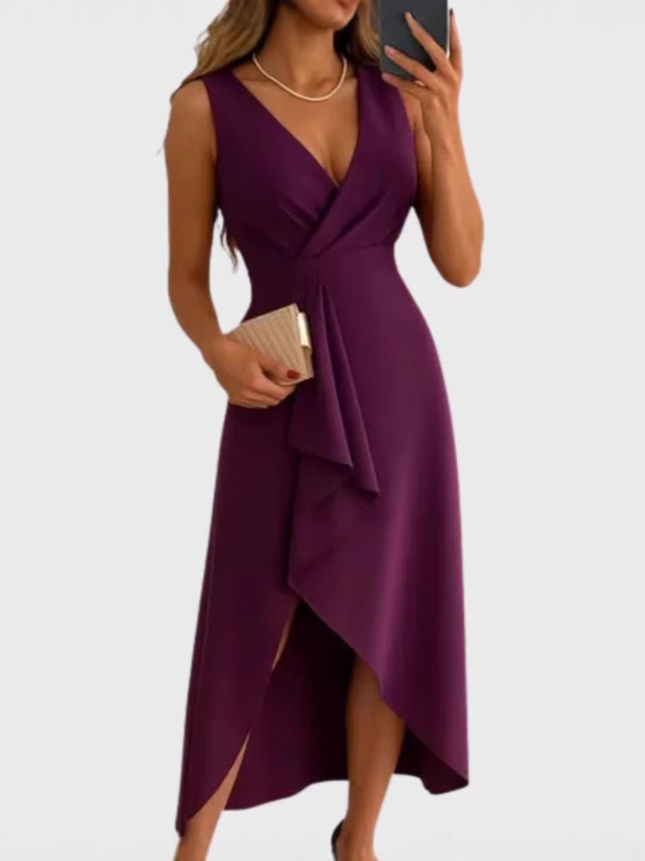 Elegant Pleated Sleeveless Dress