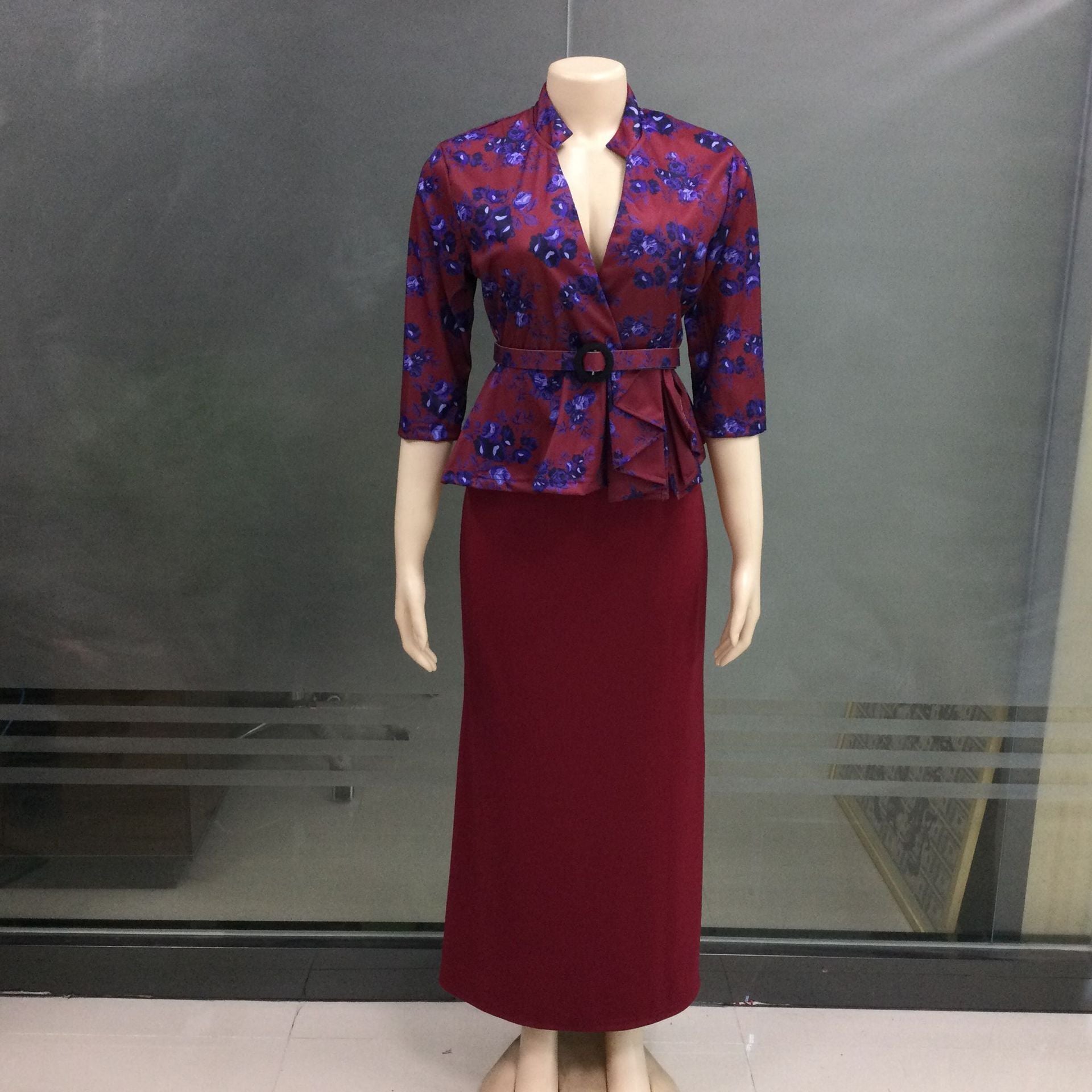 Elegant Printed Fishtail Dress with Seven Sleeves