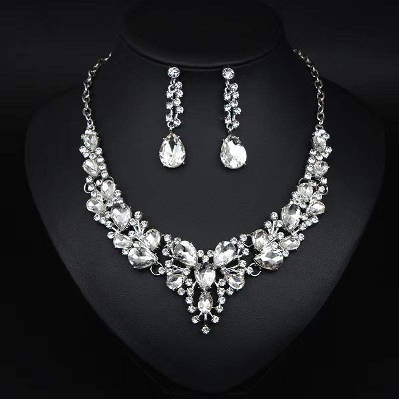 Elegant Rhinestone Teardrop Necklace and Earrings