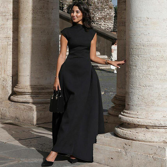 Elegant Sleeveless Long Dress