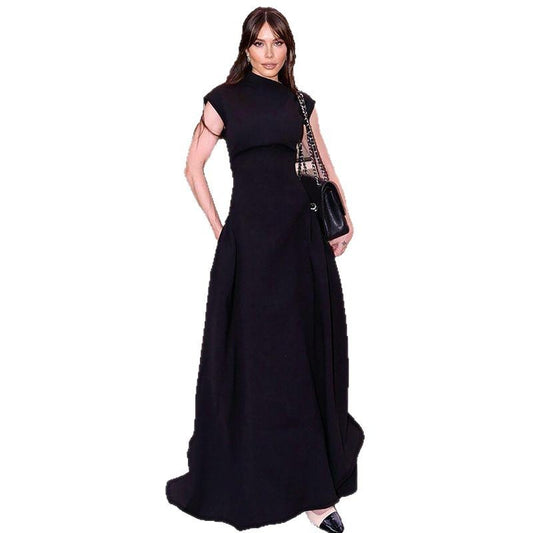 Elegant Sleeveless Long Dress