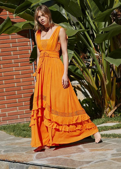 Elegant Sleeveless Pleated Beach Dress