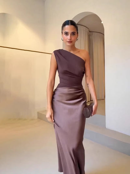 Elegant Solid Color Backless Bodycon Dress