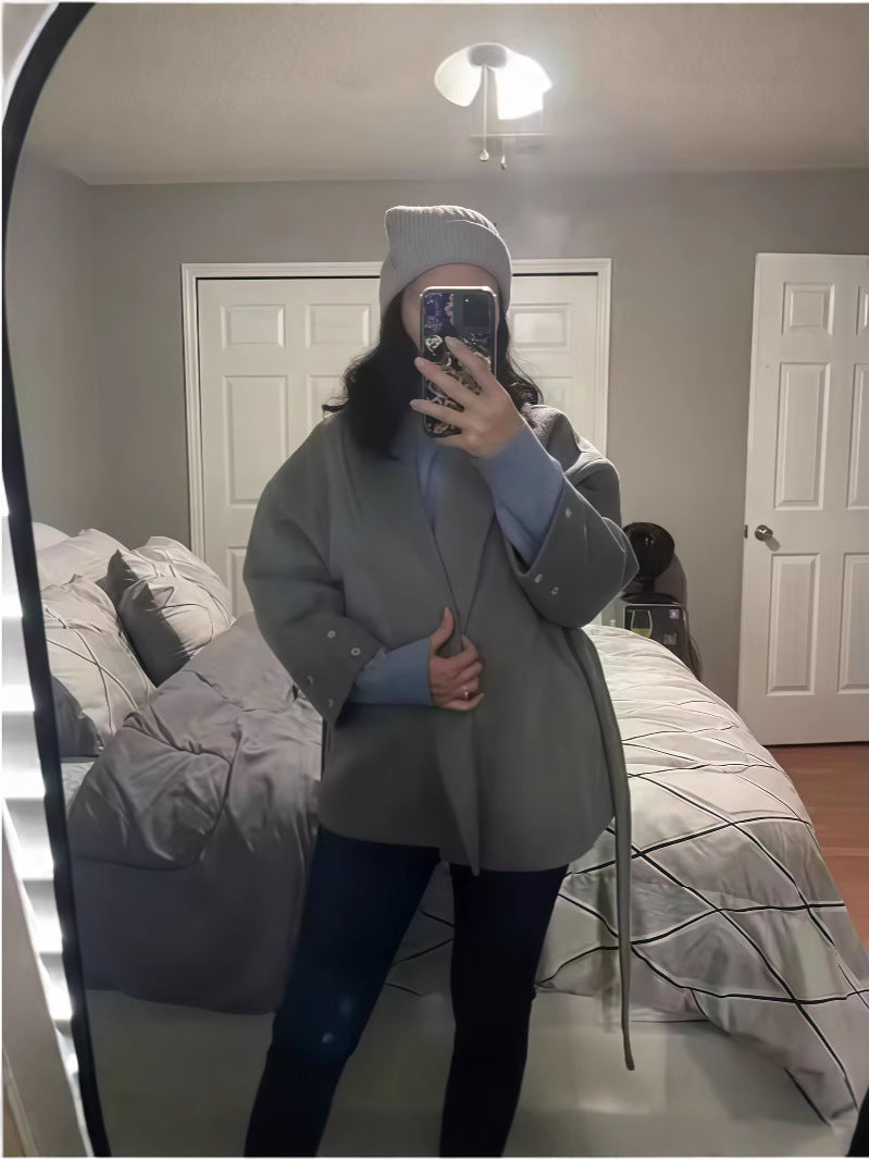 Elegant Women's Woolen Coat with V-Neck and Loose Fit