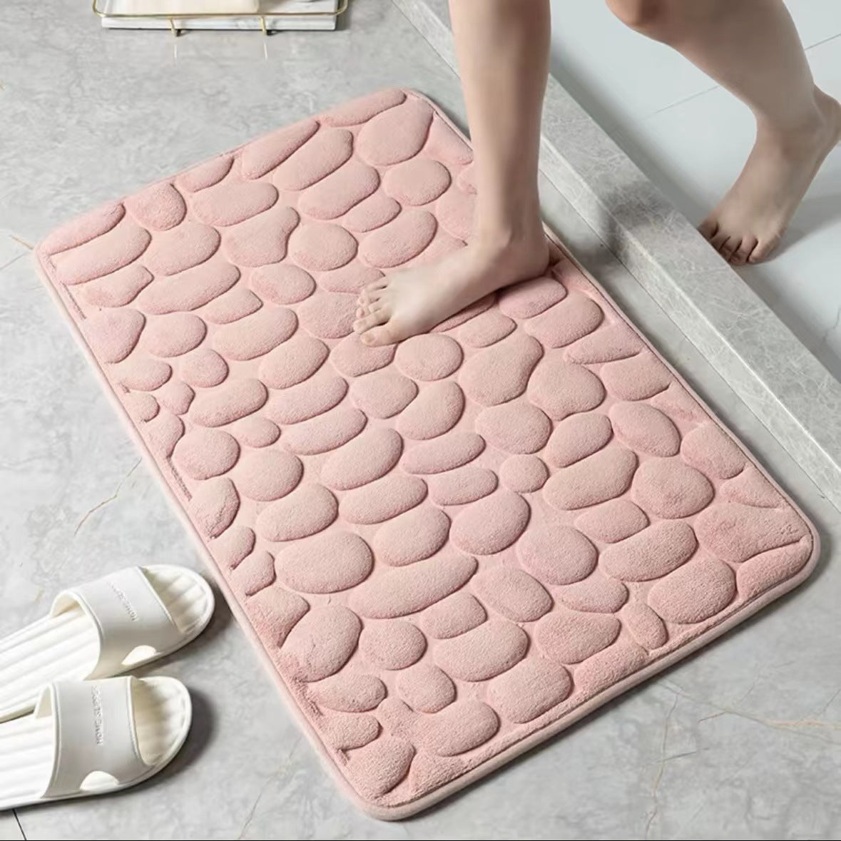 Embossed Coral Velvet Floor Mat