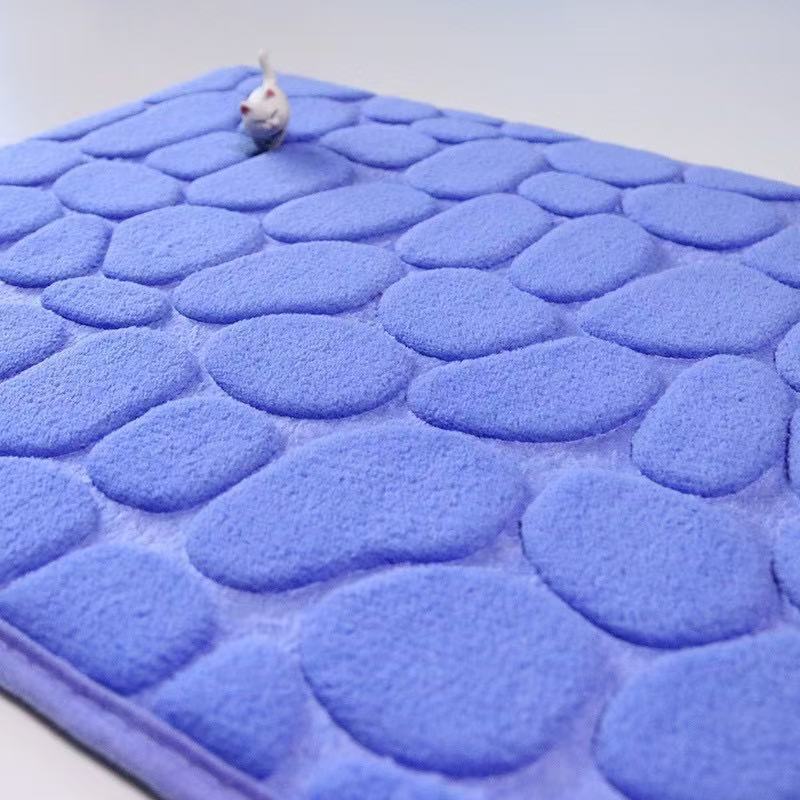 Embossed Coral Velvet Floor Mat